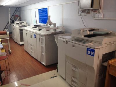 郑州前沿图文设计制作中心 专业彩色复印与打印网络技术服务